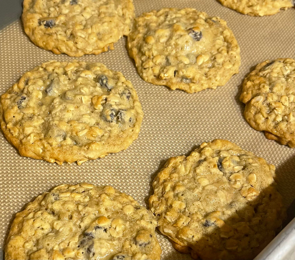 Oatmeal Raisin Cookies